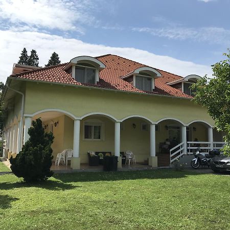 Silvanus Panzio Lenti Exterior foto