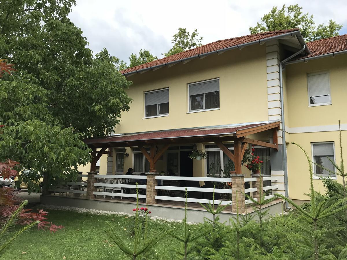 Silvanus Panzio Lenti Exterior foto