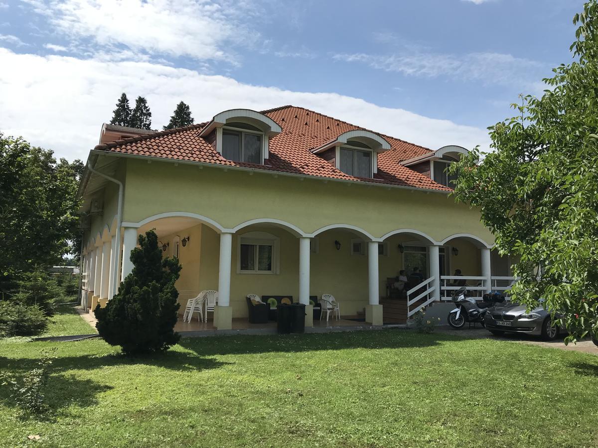 Silvanus Panzio Lenti Exterior foto